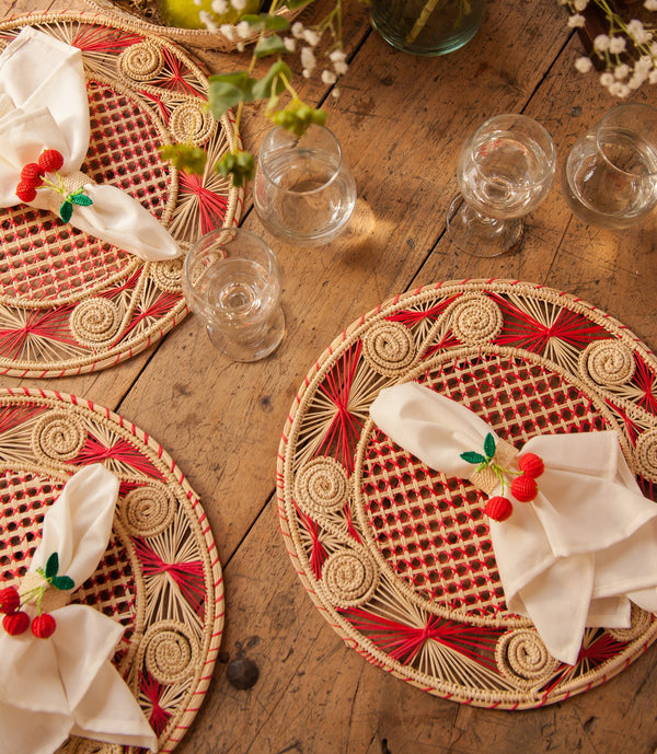 Summer Table Styling: Rouge Allure