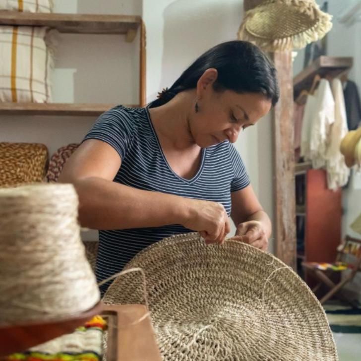 Curiti Artisans Weaving in Colombia